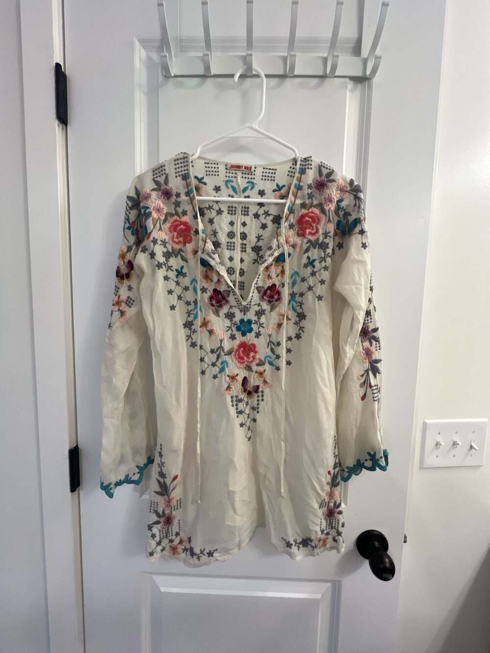 Johnny Was Floral Embroidered V-Neck Tunic Blouse